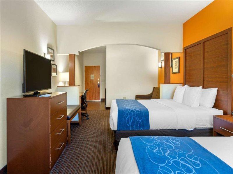 Comfort Suites Stevensville - St Joseph מראה חיצוני תמונה