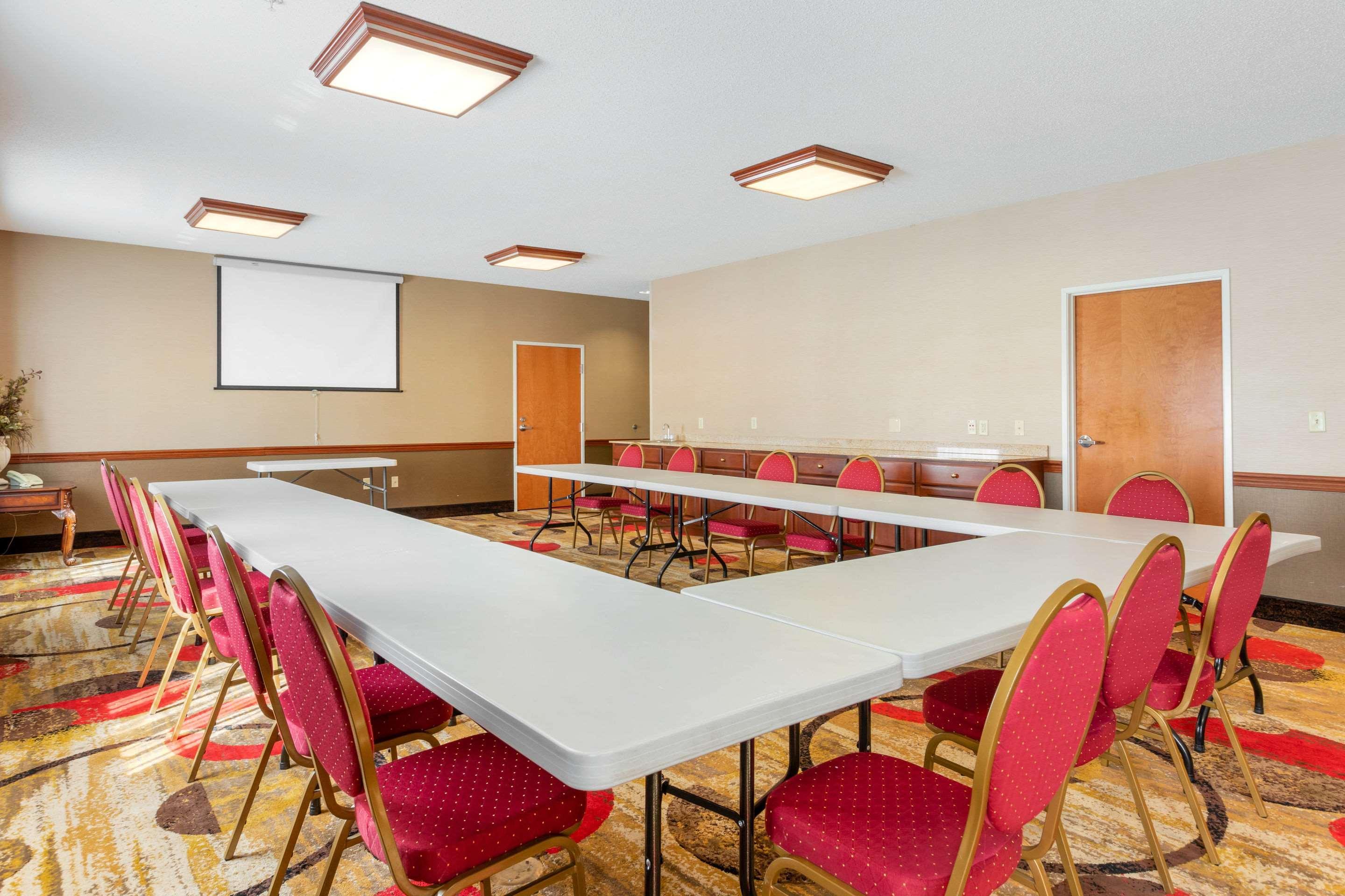 Comfort Suites Stevensville - St Joseph מראה חיצוני תמונה